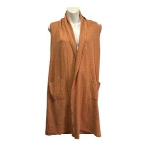 Tahari Women's camelOpen Front sweater Vest. Size large with pockets